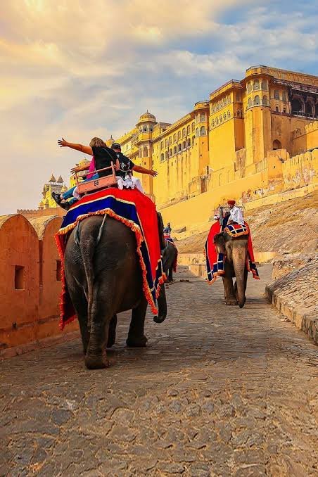 Delhi to Jaipur